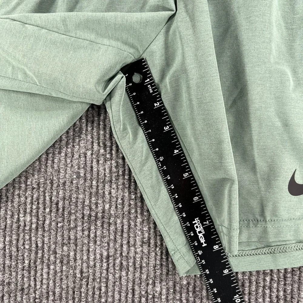 Nike Shorts Mens Medium Green Dri‎ Fit Drawstrings Gym Workout Lightweight Run